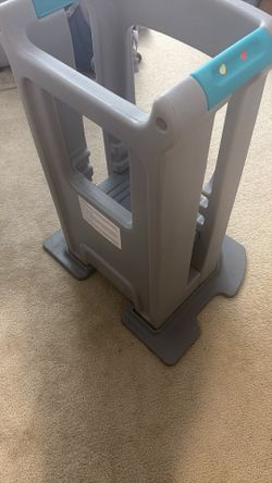 Toddler tower- Simplay3