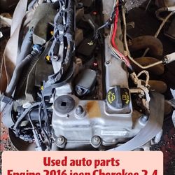 Engine 2016 jeep Cherokee 2.4