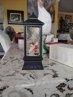 Santa Claus And Frosty Snow Man Lantern