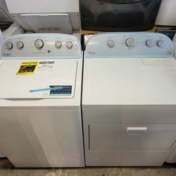 Used Like New Whirlpool Top Loading Washer And Gas Dryer Set 