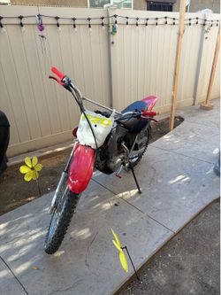 Honda crf 100