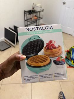 Nostalgia MyMini Waffle Maker