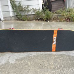 Baker Skateboard – Complete Setup, Ready to Ride