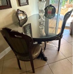 Dinning table