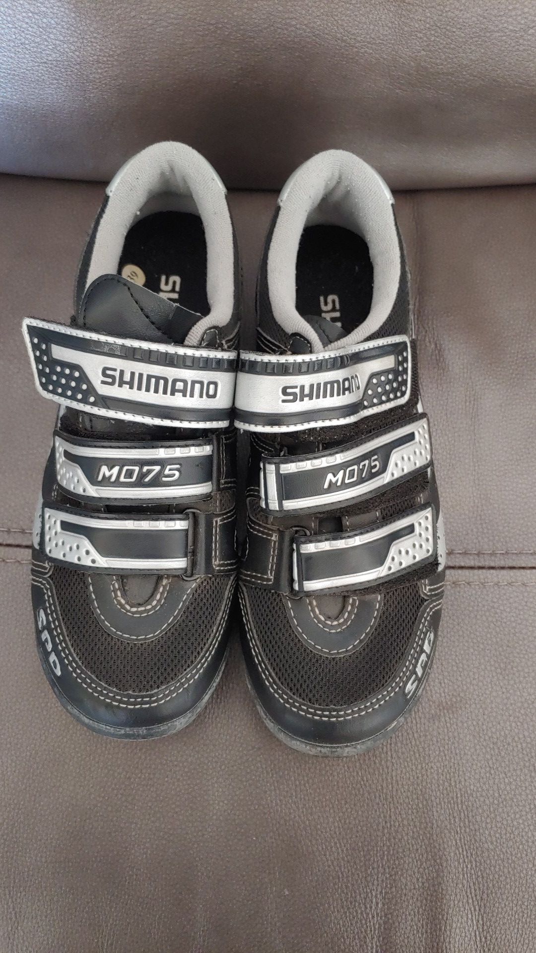 Used women's Shimano cycling shoes Size 5.8 US