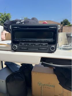 VW Stereo