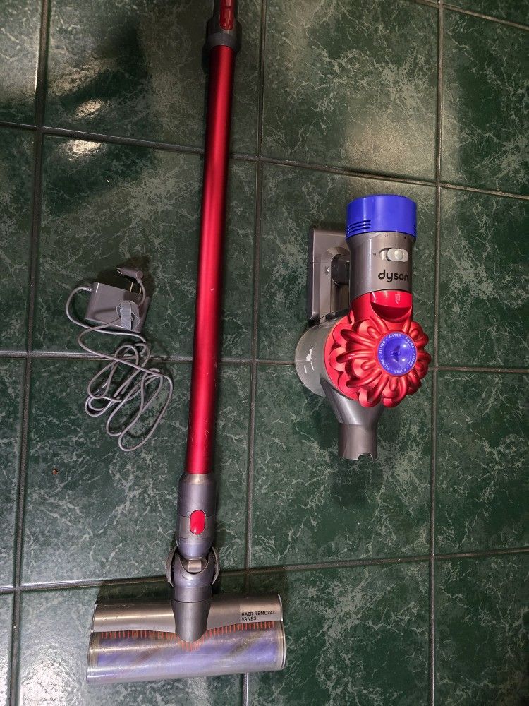 Dyson V8 Cordless Vacuum