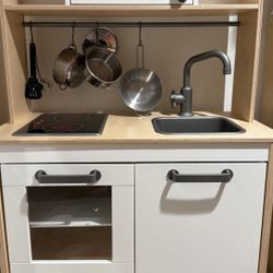 IKEA DUKTIG Kids Play Kitchen