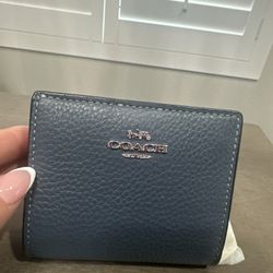 Authentic Coach Snap Wallet Deep Blue 