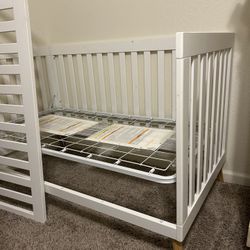 White Baby Crib Wooden Legs 