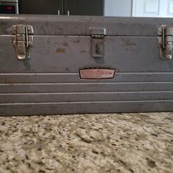 Classic Craftsman Steel Tool Box With Tool Tray