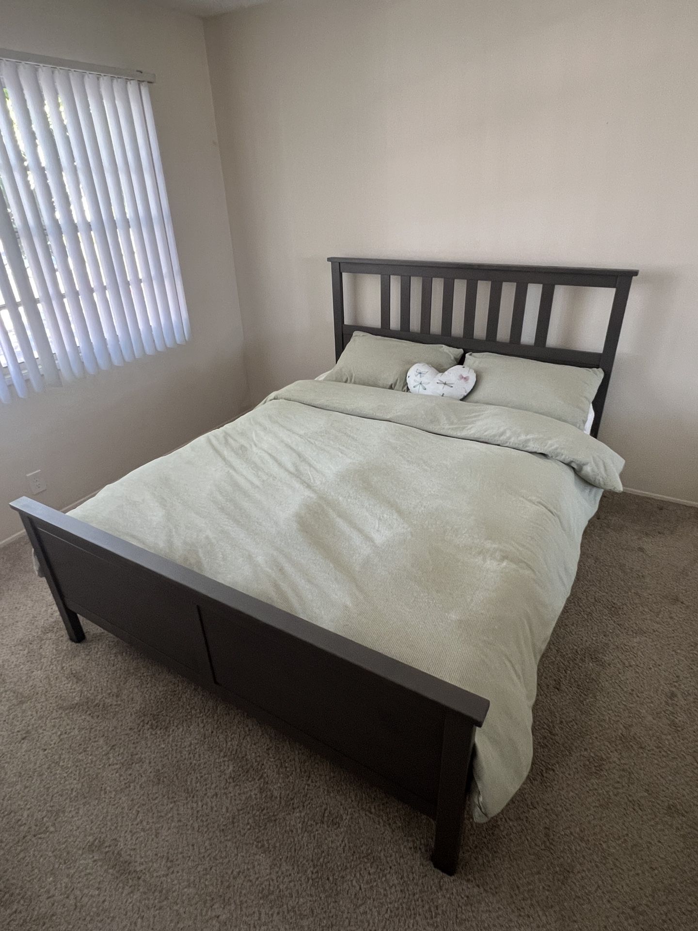 Queen bed and mattress