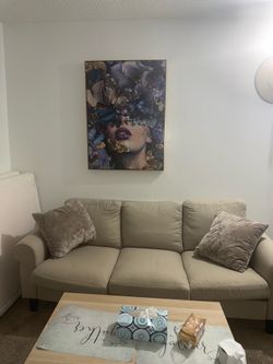 Sofa + table 100$