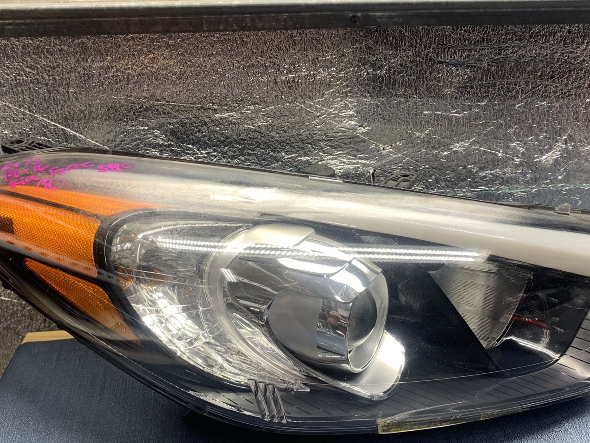 2014 2015 2016 Kia Forte headlight head light