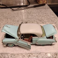 Diecast 1:24 SCALE  1950 Chevy  Bel Air Car