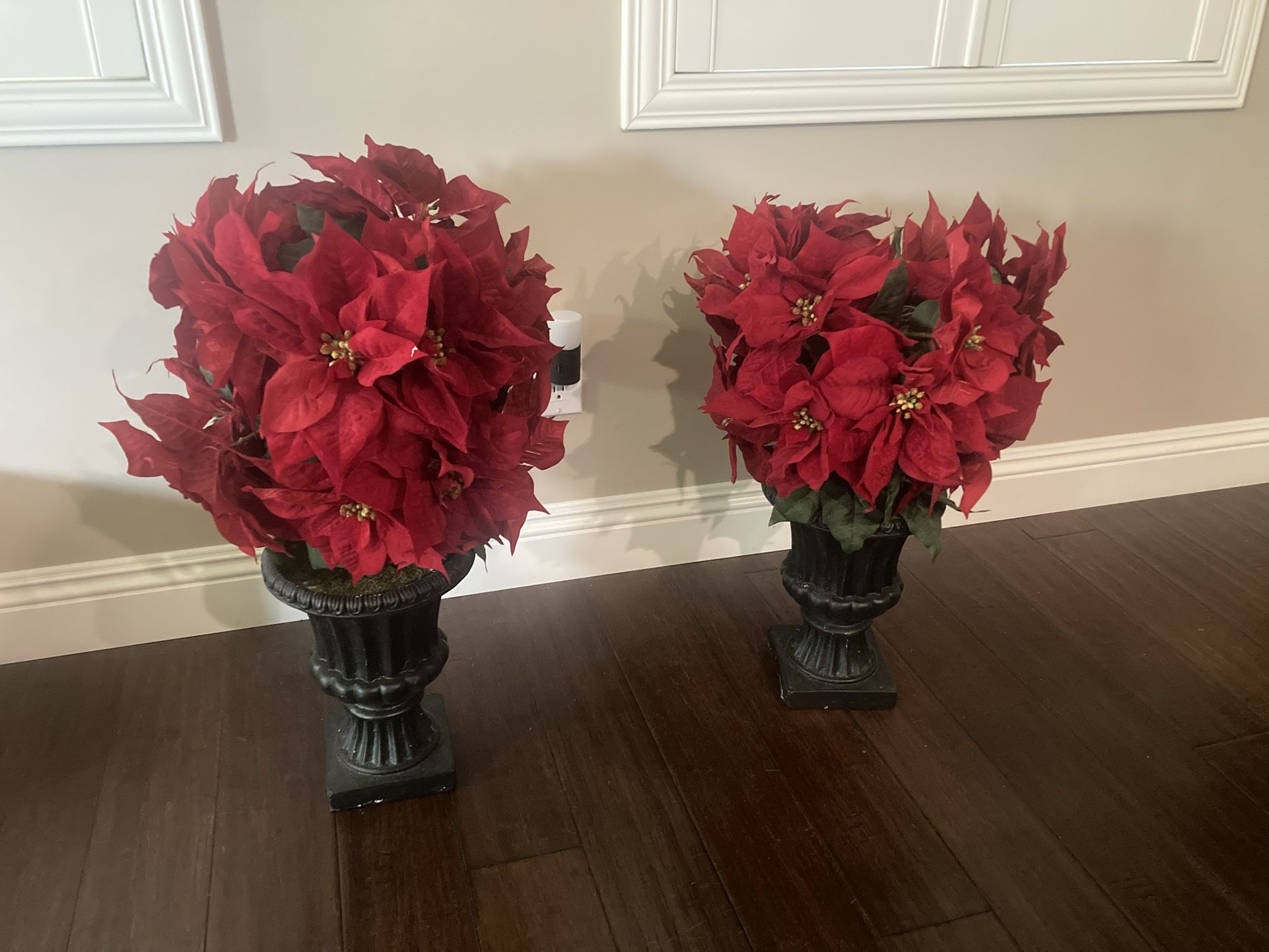 24“ Artificial Red Poinsettias