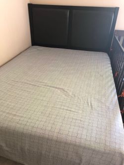 Queen bed with mattress