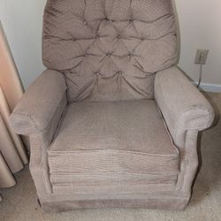 LaZboy upholstered rocker, unisex sized $45