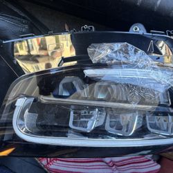 Mercedes Benz Headlight 