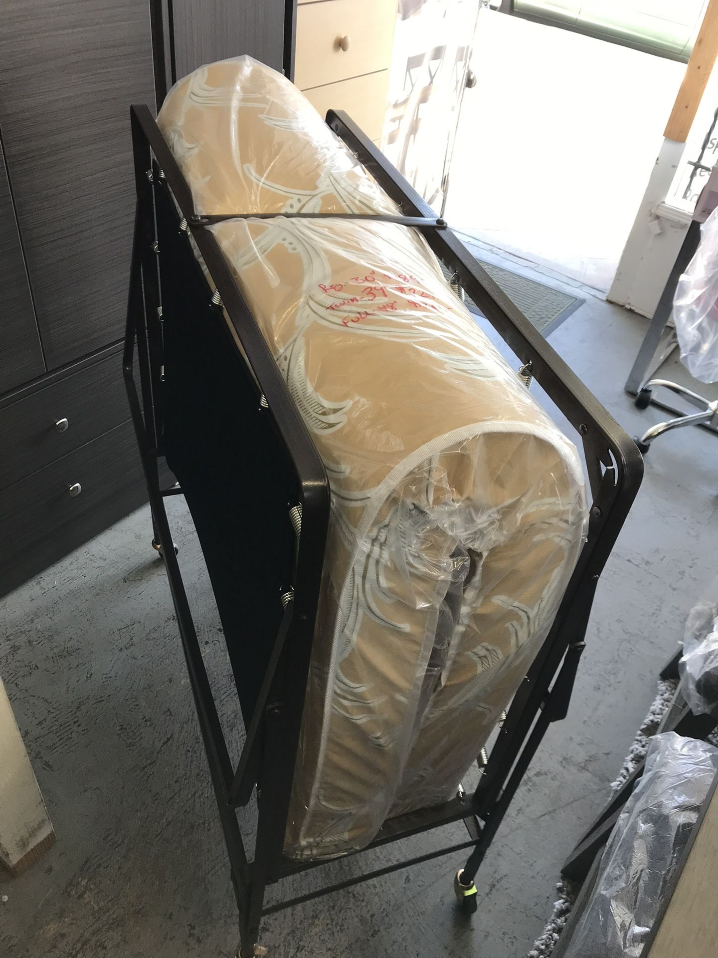 Twin Roller Away Bed 4” Mattress