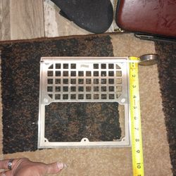 Nicole bronze Drains