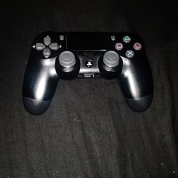 PS4 Controller 