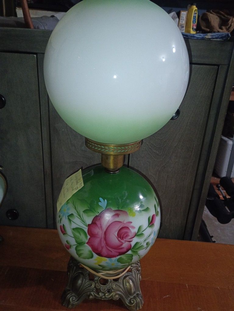 Beautiful Gone With The Wind Antique Lamps