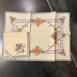 NEW And Gently Used Tea Set