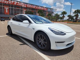 2020 Tesla Model 3 Standard Range