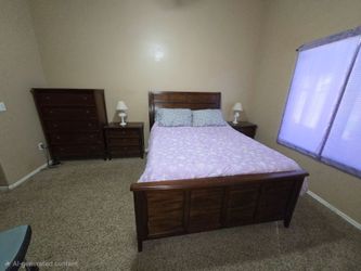Dark Wood Queen Bedroom Set