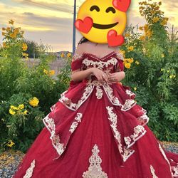 Burgundy  Red Quinceñera Dress ♥️ and crinoline