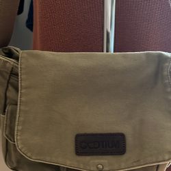 Woman’s Messenger bag
