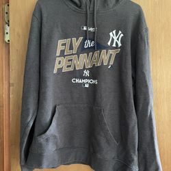 New York Yankees Hoodie And Checkers