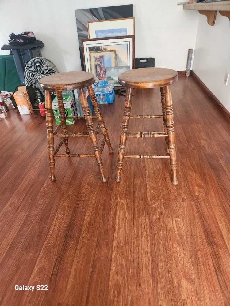 Wood Bar Stool