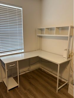 L-Shaped Desk w/ Outlet