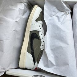 Jordan 1 Retro Low OG SP Travis Scott Medium Olive 