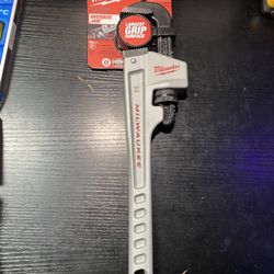 Milwaukee 14 in. Aluminum Pipe Wrench