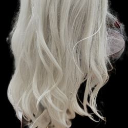 Long Platinum White blond Wig Nwt
