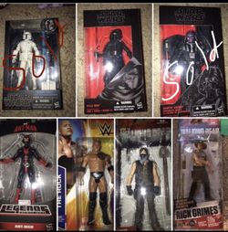 Figurines