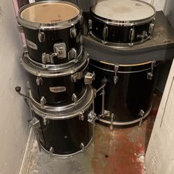 Drum Set - Mapex 