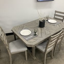 Dining Table Set