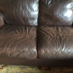 Beautiful Quality Genuine Leather Sofa With Lounge 