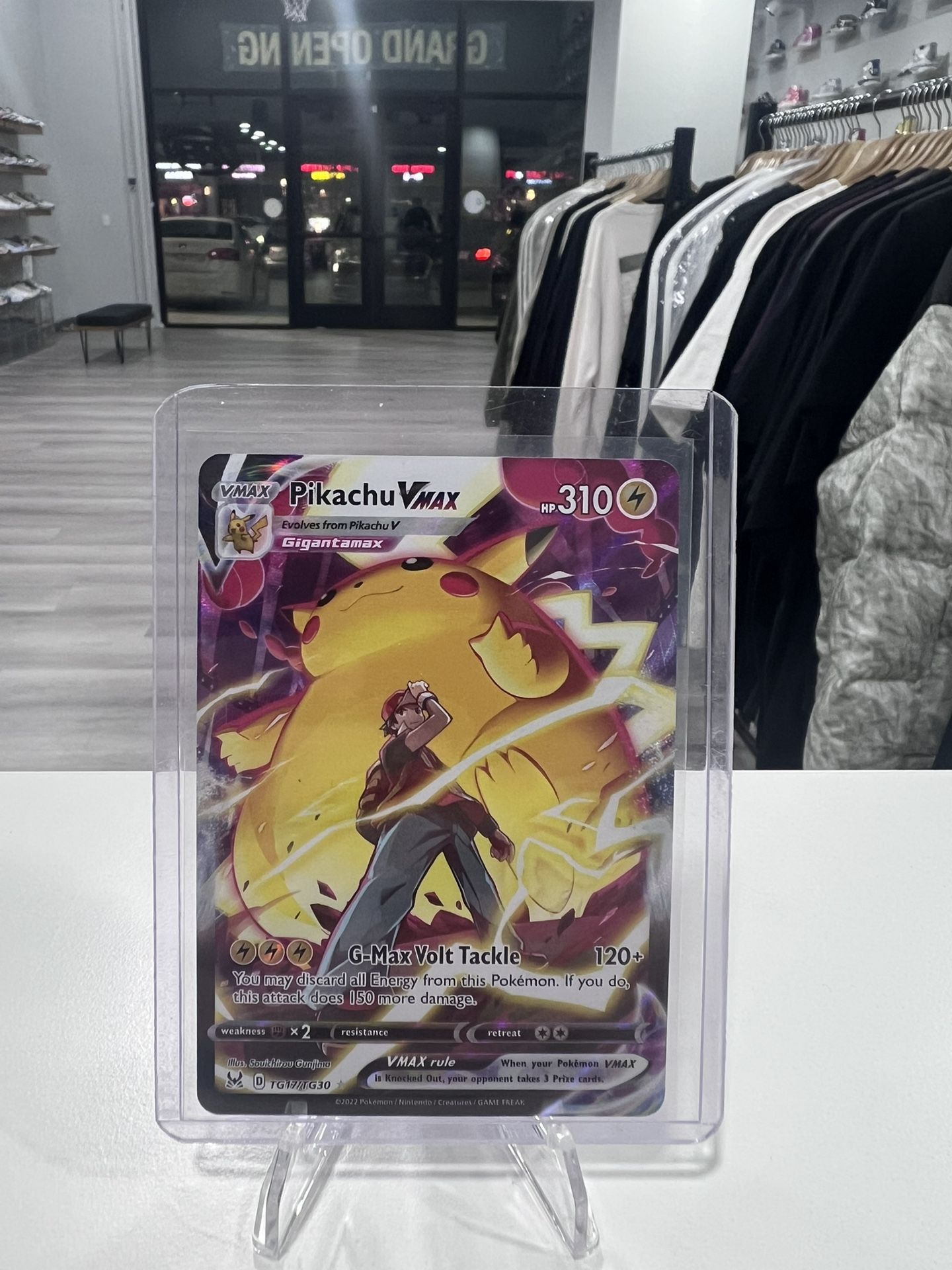 Pokemon Pikachu VMAX - SWSH11