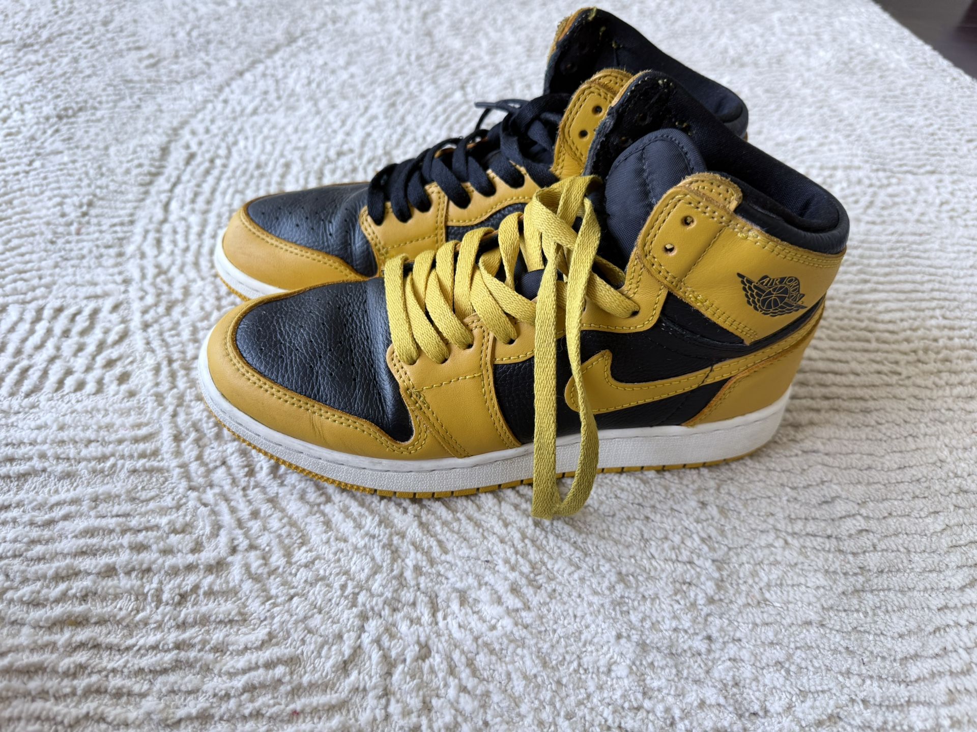 Air Jordan 1s In The Color Black And Yellow