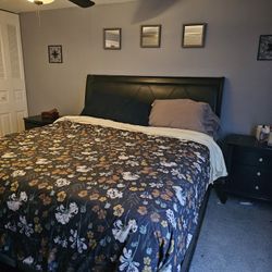 Cal King Sized Sleigh Bed Bedroom Suit