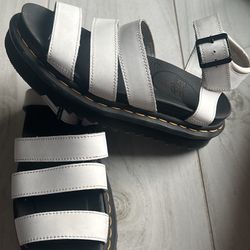 Dr Martens Sandals Women Size 6