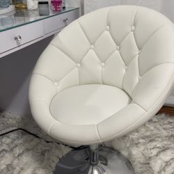 Brand New, Not Used Vanity Chair Impressions Vanity 