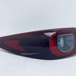 2022-2024 MAZDA 3 SEDAN LEFT DRIVER SIDE TAIL LIGHT LED OEM