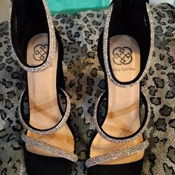 Daisy Fuentes Black Swede Block Heels;NWOT;Size 8M 