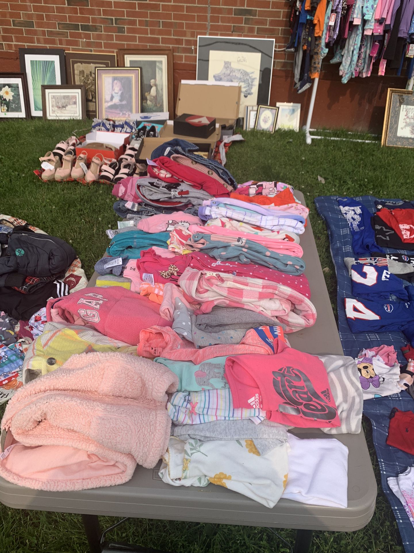 Yard Sale Today !! June 7 8-6